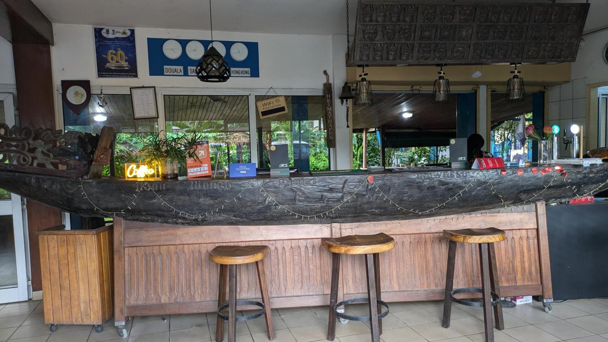 Foyer Du Marin - Deutsche Seemannsmission Douala Bagian luar foto