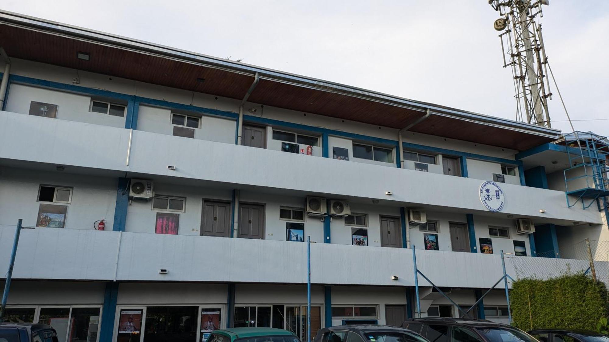 Foyer Du Marin - Deutsche Seemannsmission Douala Bagian luar foto