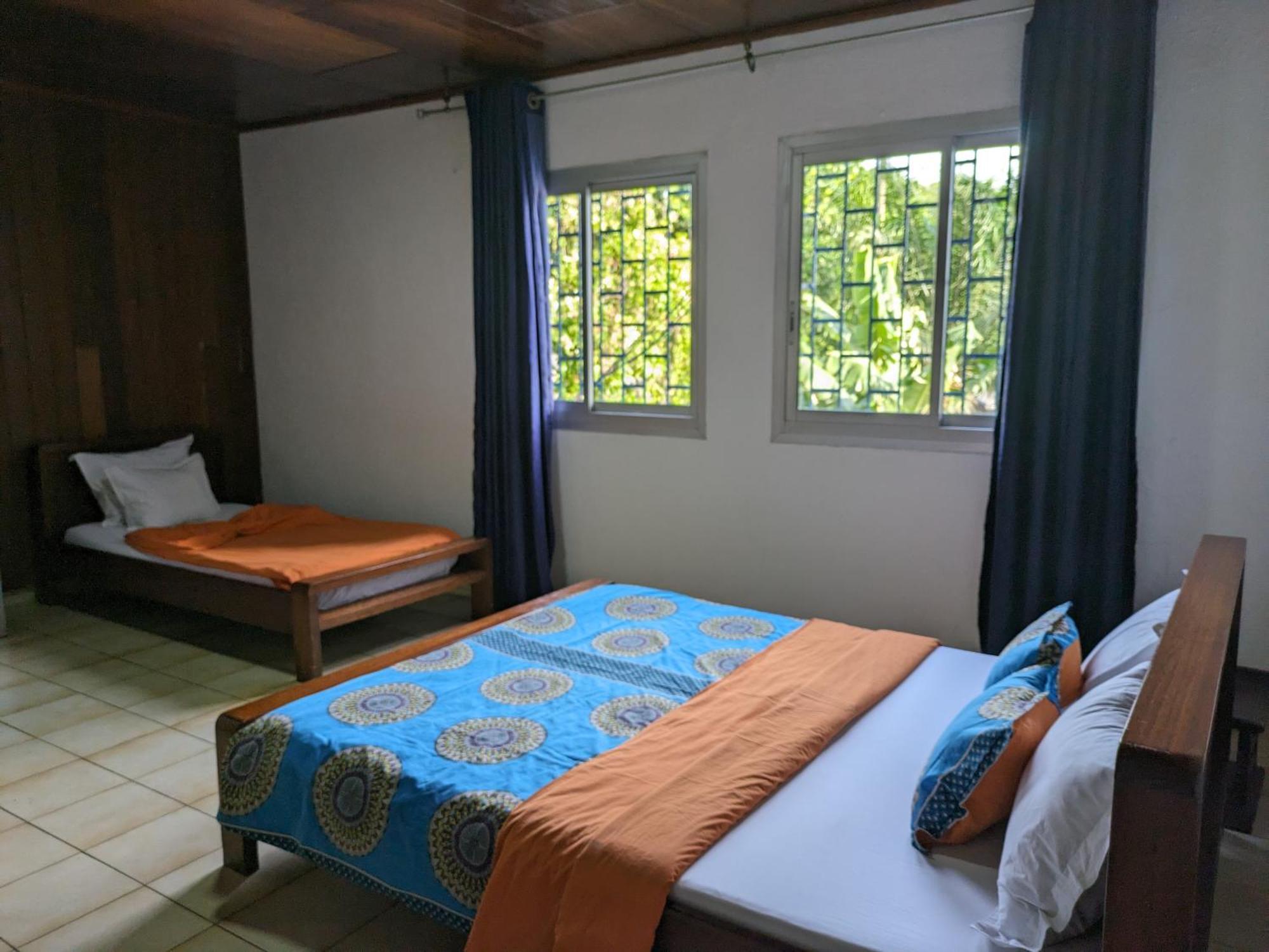 Foyer Du Marin - Deutsche Seemannsmission Douala Bagian luar foto